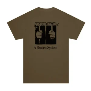FUCKING AWESOME A Broken System Tee Moda