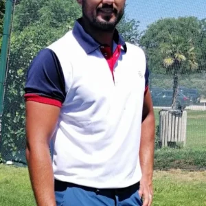 Polo técnico golf blanco y marino hombre, camisero